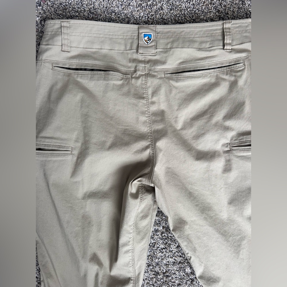 Kuhl Men’s Resistor Lite Chino Khaki Pants size 35x32 - Picture 7 of 10